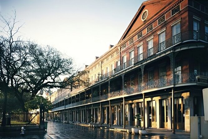 New Orleans French Quarter Private Walking Tour With a Guide - Key Points