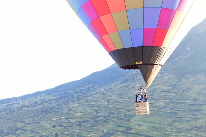 Private Free Flight in Hot Air Balloon for 2 in Ecuador