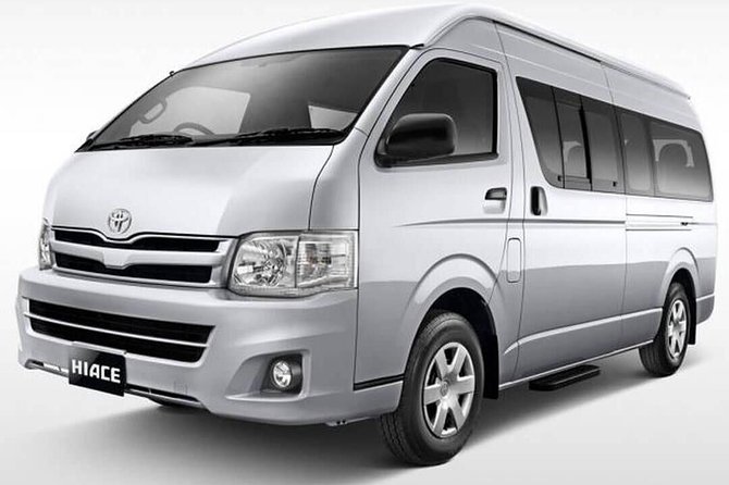 Private Roundtrip Transfer Donald Sangster Airport MBJ to Port Antonio Byminivan