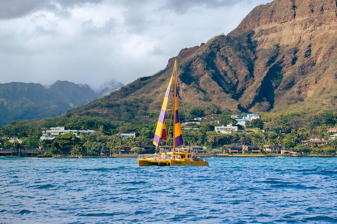 1-Hour Diamond Head Sail of Waikiki Beach - Inclusions and Amenities