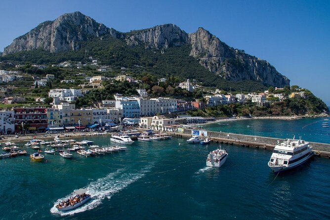 2-Hour Capri Amazing Blue Island Private Guided Boat Tour