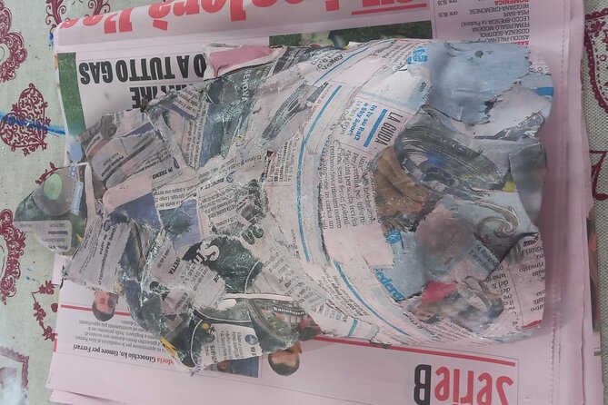 3 Hours Art Creation: Papier-mâché in the Studio in Pietrasanta
