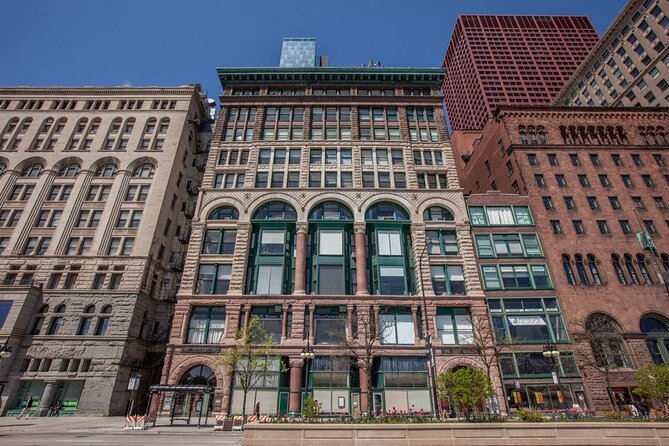 3 Hours Chicago Architecture Tour – Skyscrapers and Photo Ops