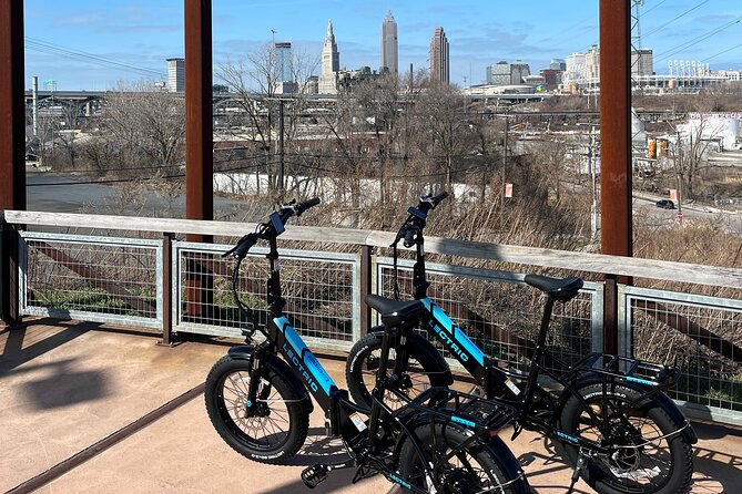 3 Hours E-Bike Rental in Cleveland