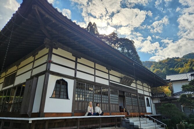 5 Hours Kinosaki Onsen Premium Check in Tour With Lunch