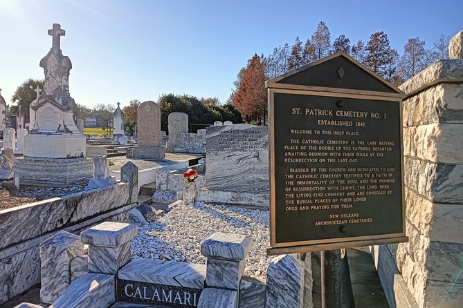 6 Cemeteries of New Orleans: Famous Graves & Fascinating History