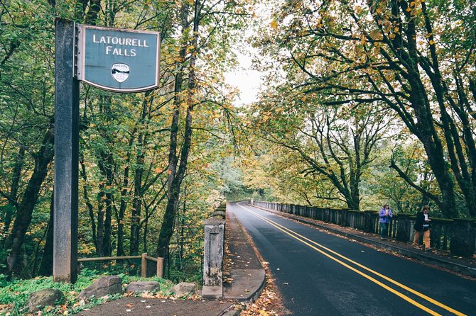 Afternoon Multnomah Falls and Gorge Waterfalls Tour
