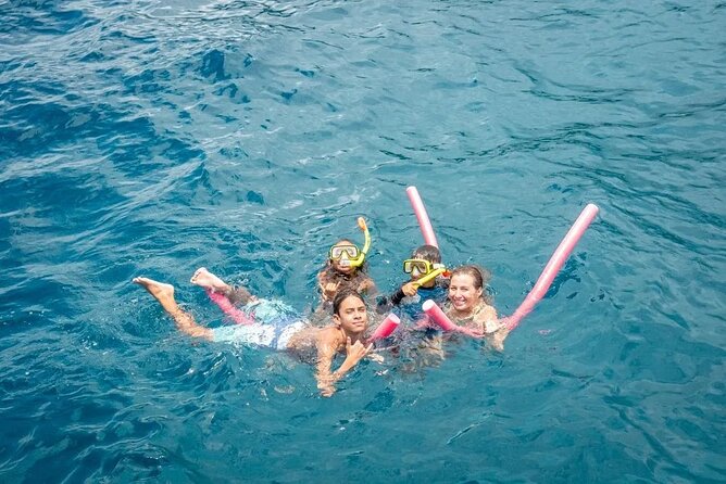 Alii Catamaran Snorkel and Sail Adventure Review - Overview of the Alii Catamaran Snorkel and Sail Adventure