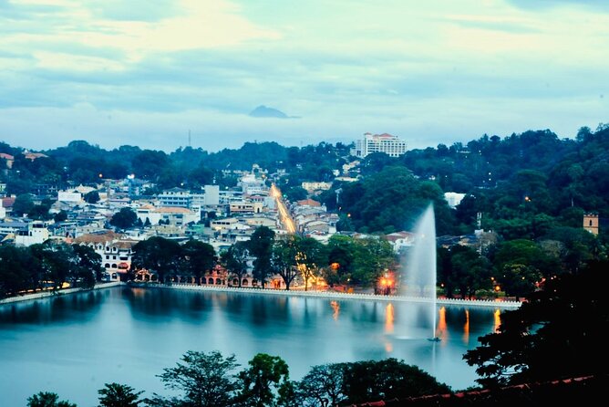 All Inclusive Kandy Private Day Tour From Colombo and Negombo