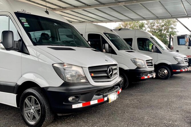 Andaz Papagayo Shuttle