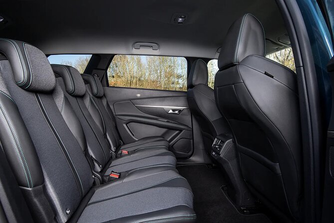Arrival Private Transfer From Pointe a Pitre Airport to Sainte-Anne by SUV