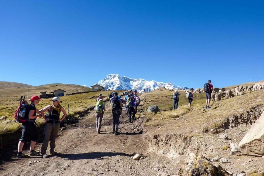 Ausangate Trekking 4 Days/3 Nights