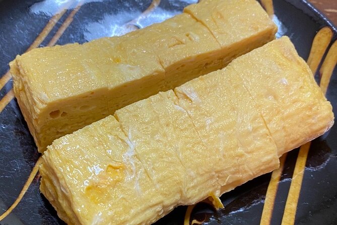 Authentic Sushi and Japanese Omelet Making Experience in Osaka