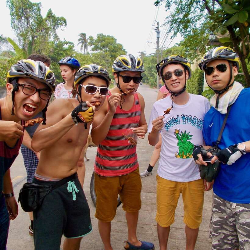 Bangkok: Green Oasis Guided Bike Tour With Boat Ride - Tour Overview and Pricing