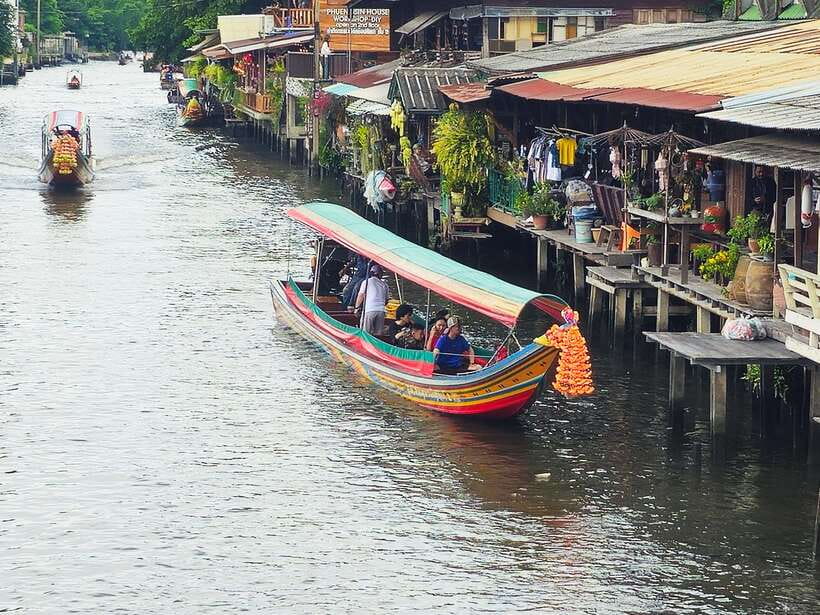 Bangkok Long Boat Canal a Big Buddha & Culture Markets Tour