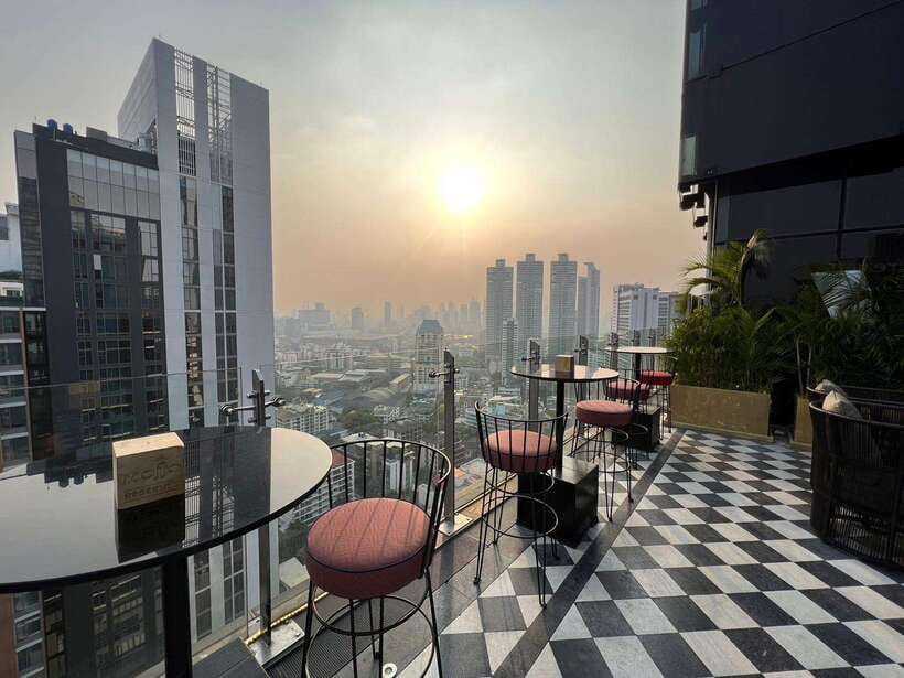 Bangkok: Mojjo Rooftop Lounge & Bar Food & Beverage Package - Overview and Pricing