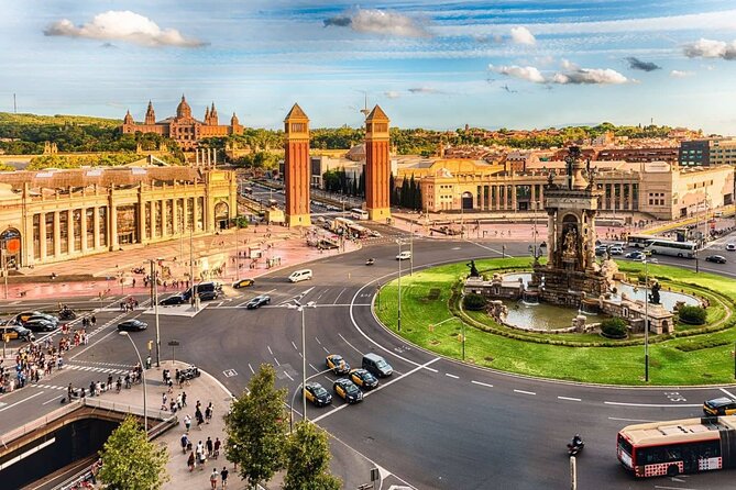 Barcelona Airport BCN Round-Trip Transfer in Private Van - Service Overview