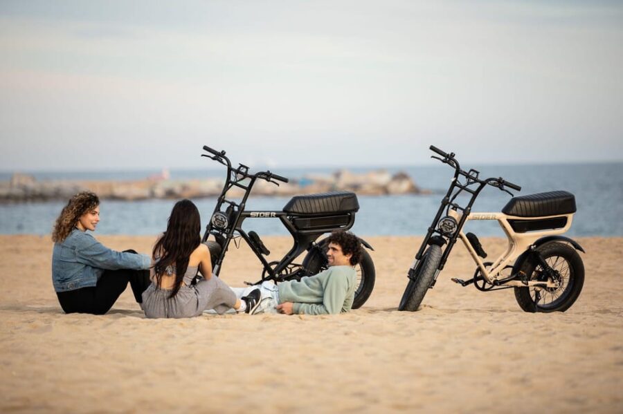 Barcelona: E-Fatbike Rental, Explore the City With a Breeze