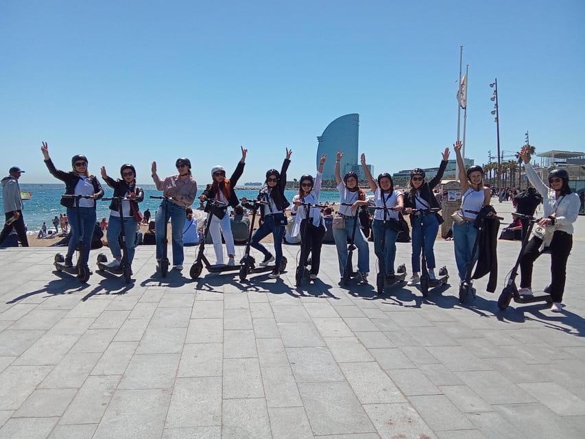 Barcelona: E-Scooter and Bike Tour