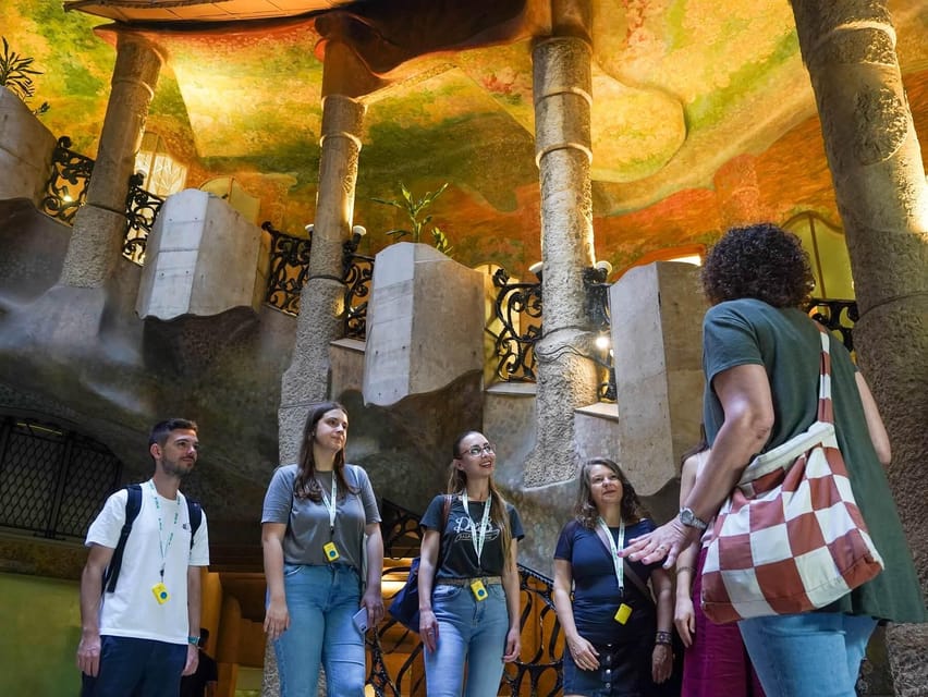 Barcelona: Fast Track La Casa Milà Guided Tour