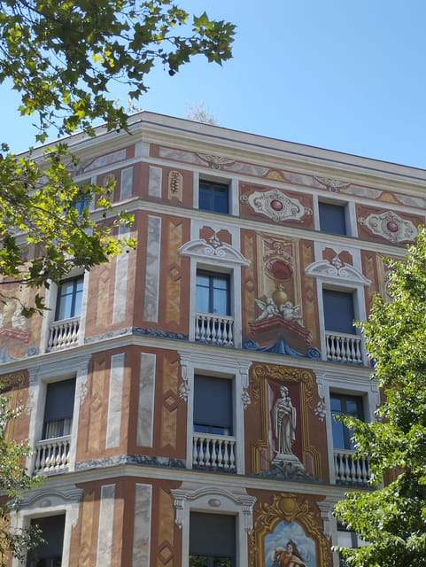 Barcelona: Golden Age of Architecture Walking Tour