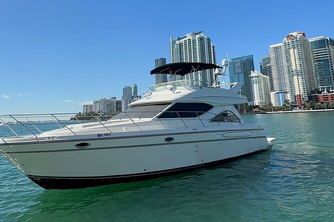 Bayside Marketplace Miami Private Yacht Excursion