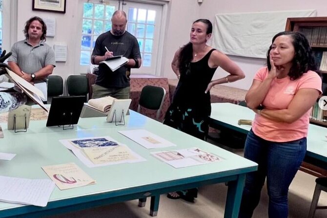 Become an Honorary Curator at a Historic Library in Honolulu