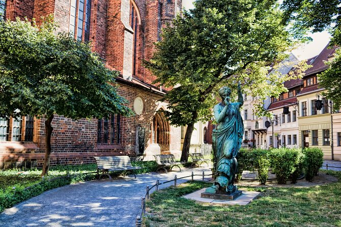 Berlin’s Old Town – Private Live Virtual Experience