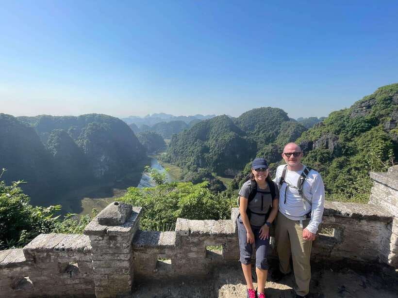 Best Ninh Binh Day Tour: Tam Coc – Hoa Lu – Lunch & Cycling