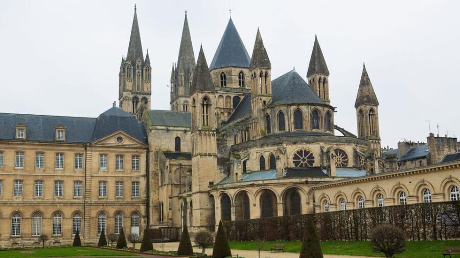 Best of Caen: Private Walking Tour With a Local - Exploring Caens Iconic Neighborhoods