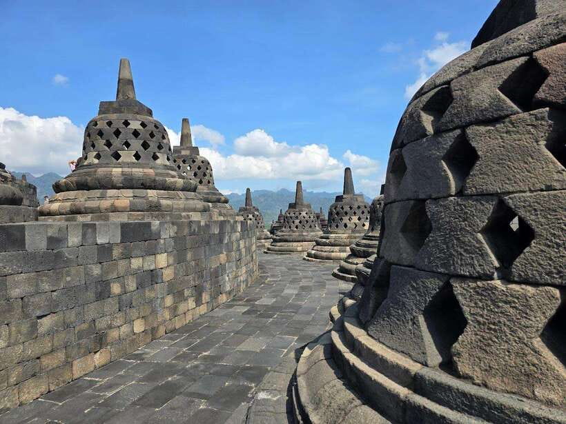 Borobudur & Exploring Mountain - Activity Overview