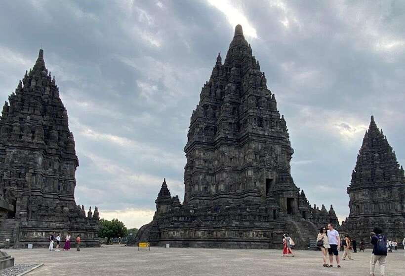 Borobudur, Prambanan, Plaosan, & Ijo Temple Sunset