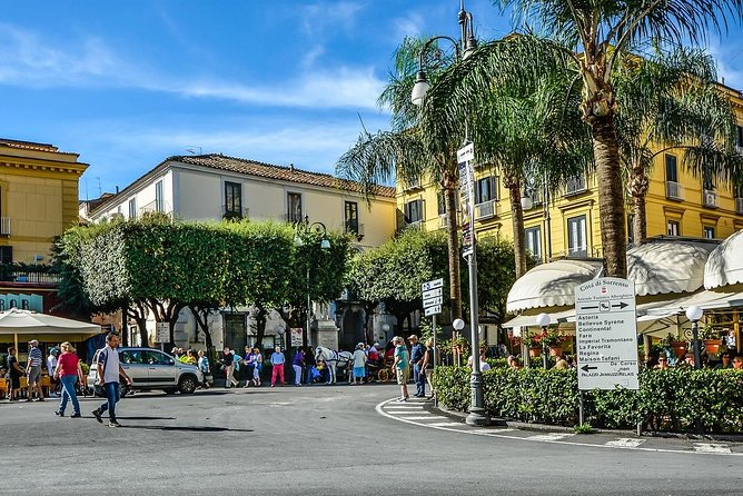 Capri, Blue Grotto, Sorrento and Pompeii From Positano or Amalfi - Transportation Details