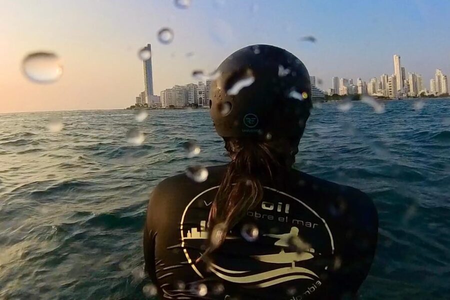 Cartagena: Dare to Fly Over the Sea, Try Efoil