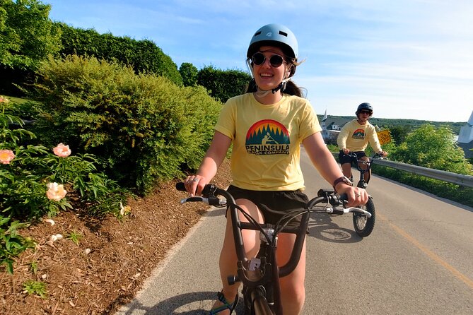 Cave Point E – Bike Tour