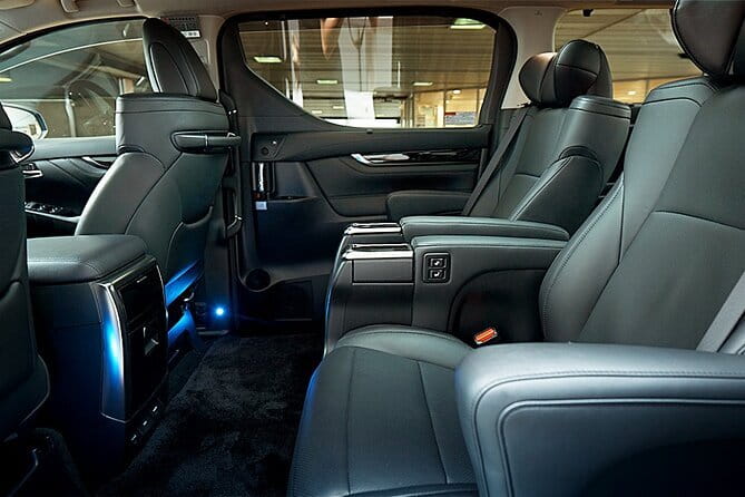 Center Tokyo Private One Way Transfer To Narita Airport (License)