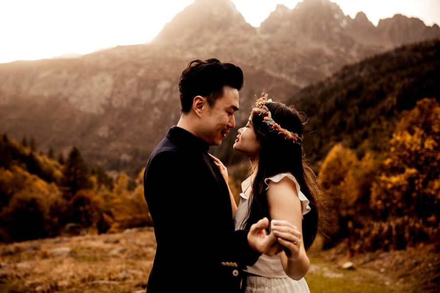 Chamonix: Discover & Explore With a Professional Photo Shoot - Embracing the Diverse Seasons