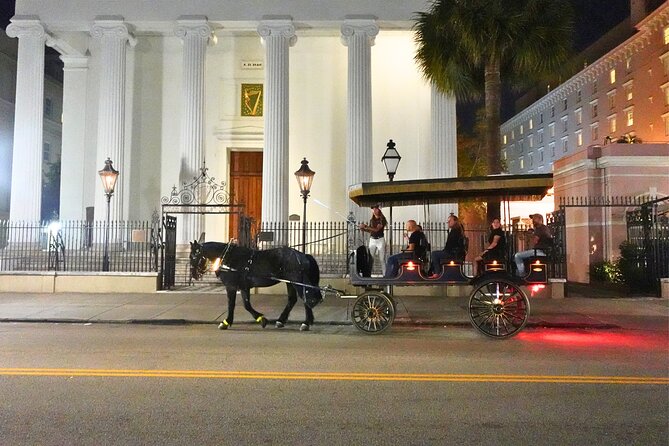 Charleston Haunted Horse and Carriage Evening Tour