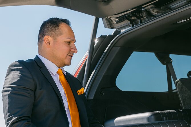 Charlotte Round Trip Chauffeur Driven Airport Transport