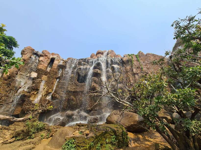 Chiang Mai: Dantewada Land of Angels & Sticky Waterfall Tour