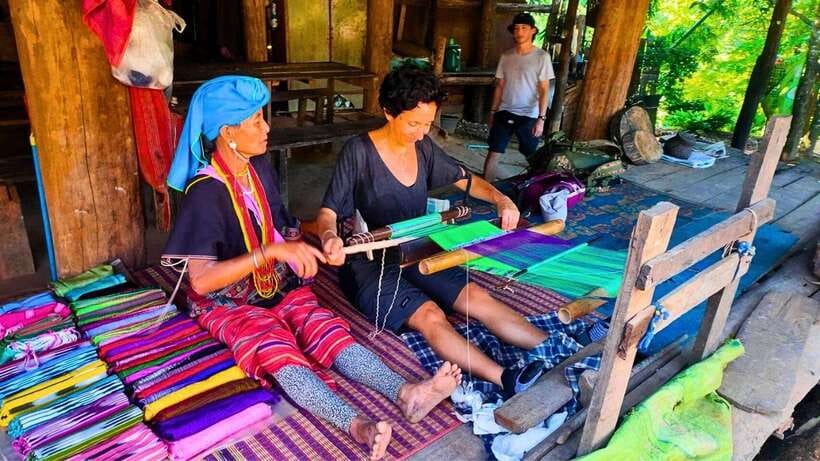 Chiang Mai: Jungle Trek, Hill Tribe & Bamboo Rafting