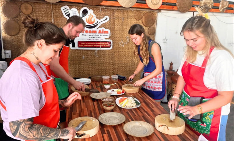 Chiang Mai : Super Fun Thai Cooking Class - Class Overview