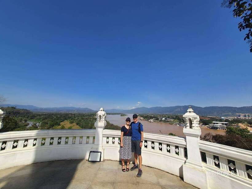 Chiang Rai: 7 Major Sightseeing Tour With Thai Buffet Lunch - Full-Day Tour Experience