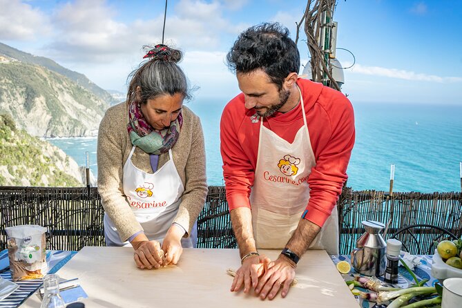 Cinque Terre: 3-Course Cooking Class With Seaview in Riomaggiore