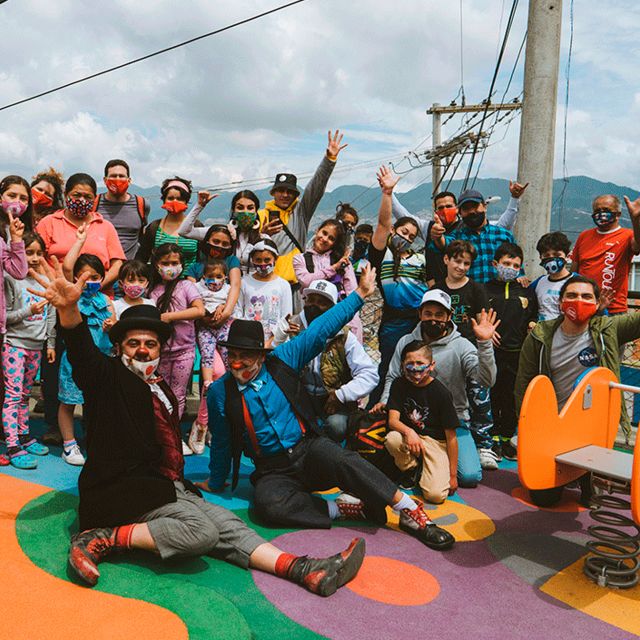 Ciudad Bolívar & Paraíso Transmicable Social Art Tour
