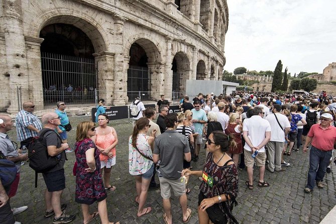 Colosseum Tour, to Palatine Hill and Roman Forum ComBo Tour