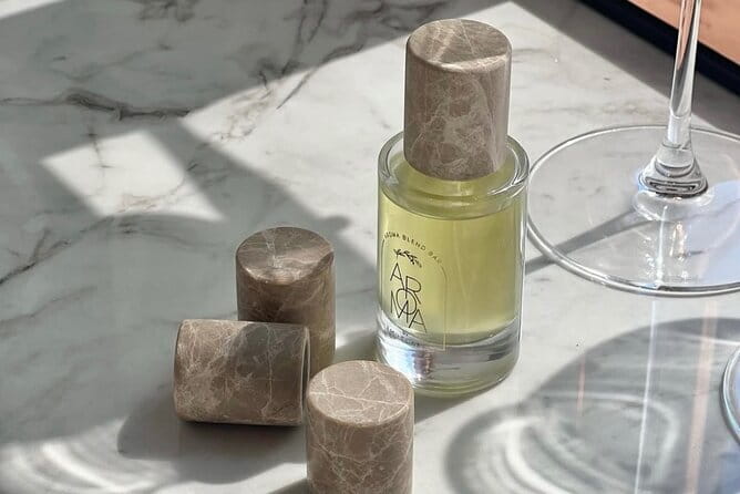 Customize Natural Perfume Making in Tokyo Harajuku