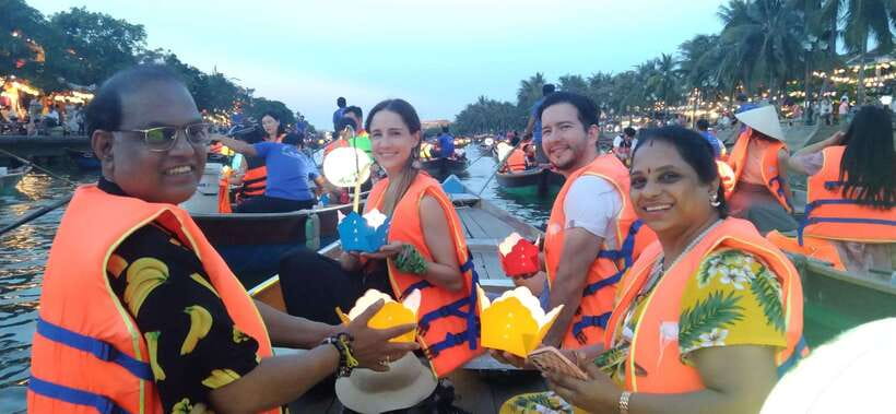 Da Nang: Cam Thanh Coconut Village and Hoi An Old Town Tour