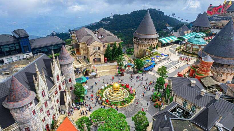 Da Nang/Hoi An: Ba Na Hills &Golden Bridge& Cable Car