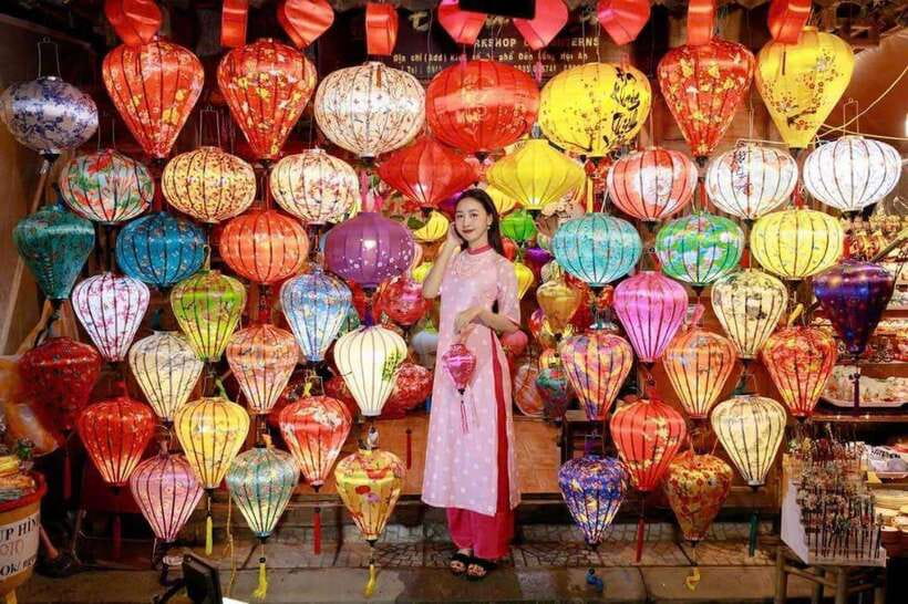 Da Nang: Linh Ung Pagoda, Marble Mountain, and Hoi An Tour